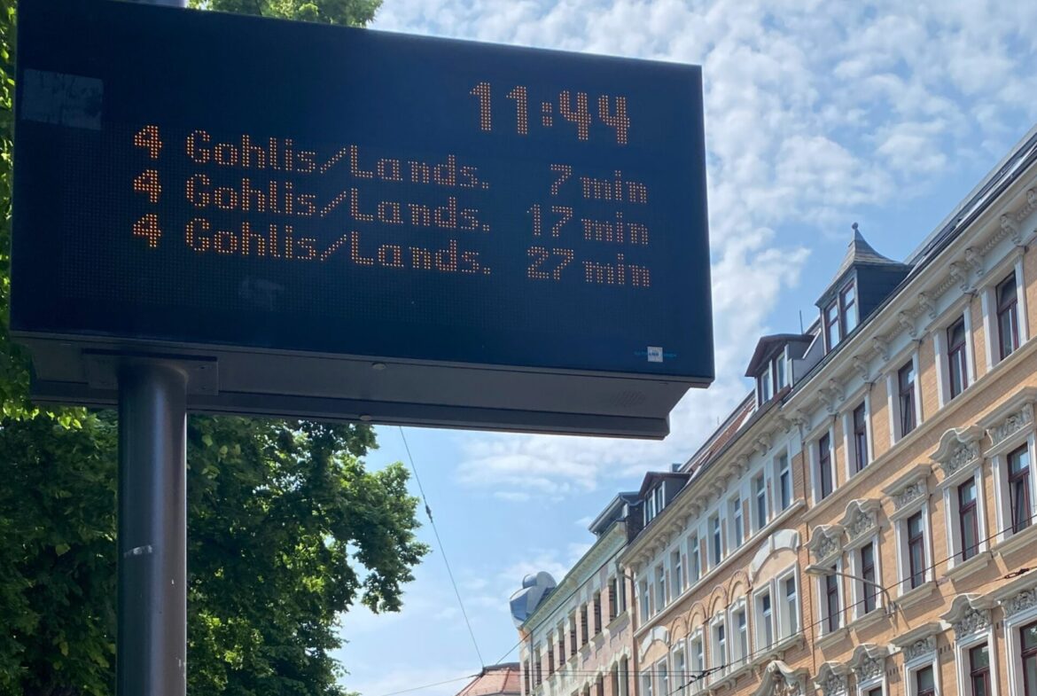 Alle 10 Minuten kommt die Tram