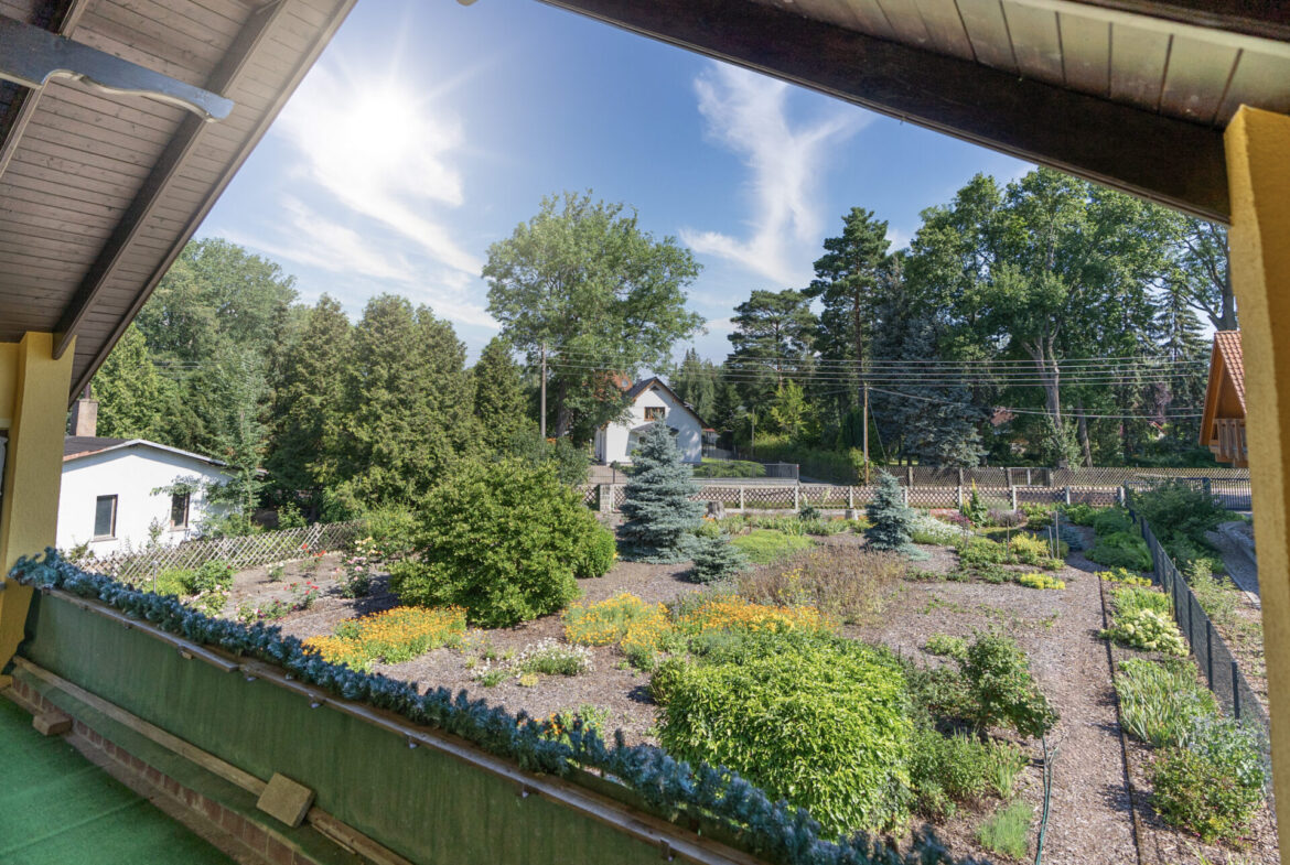 Balkon mit weiter Aussicht