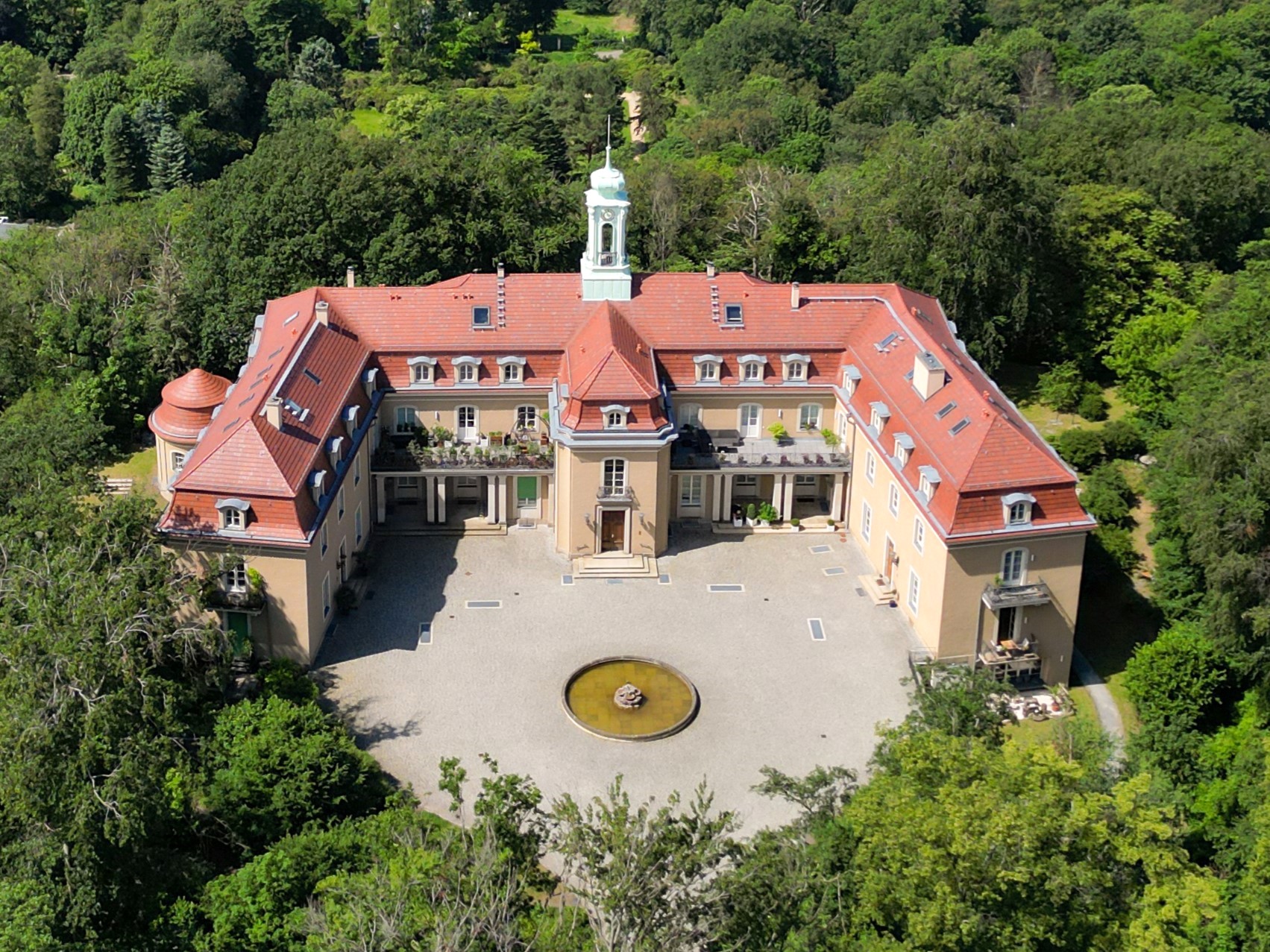 Schloss Wachwitz - herrschaftlich und erhaben