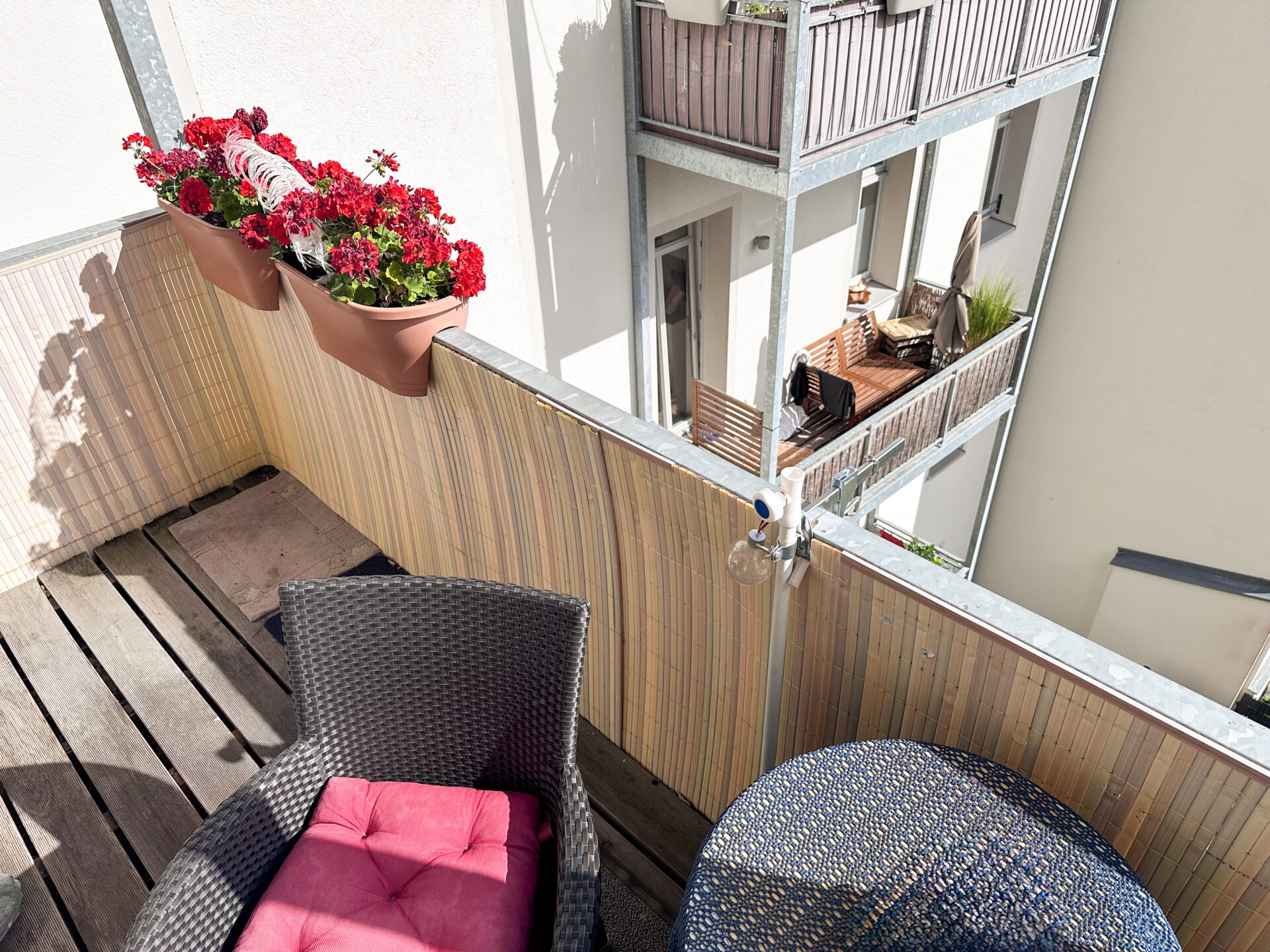 Balkon in Süd-Ost-Ausrichtung