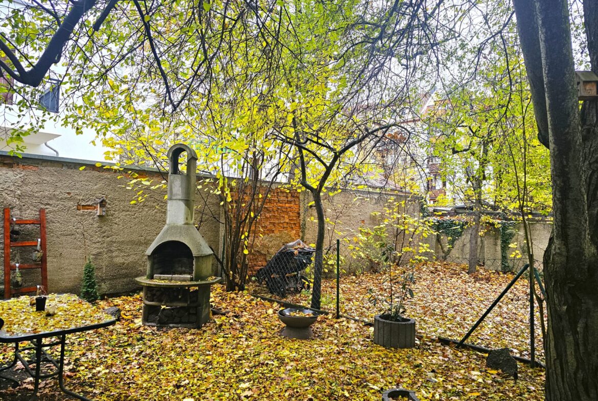 Sitzecke für Bewohner im Innenhof