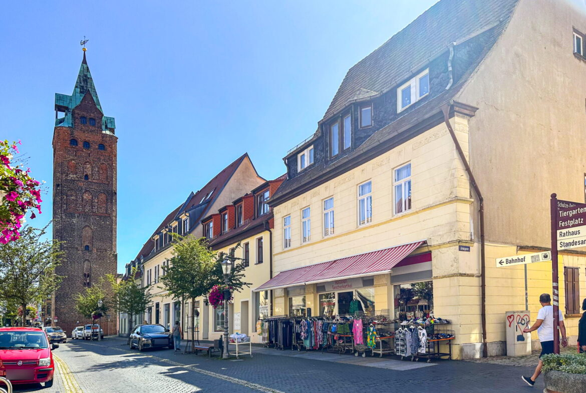 Gebäudeansicht I Umfeld