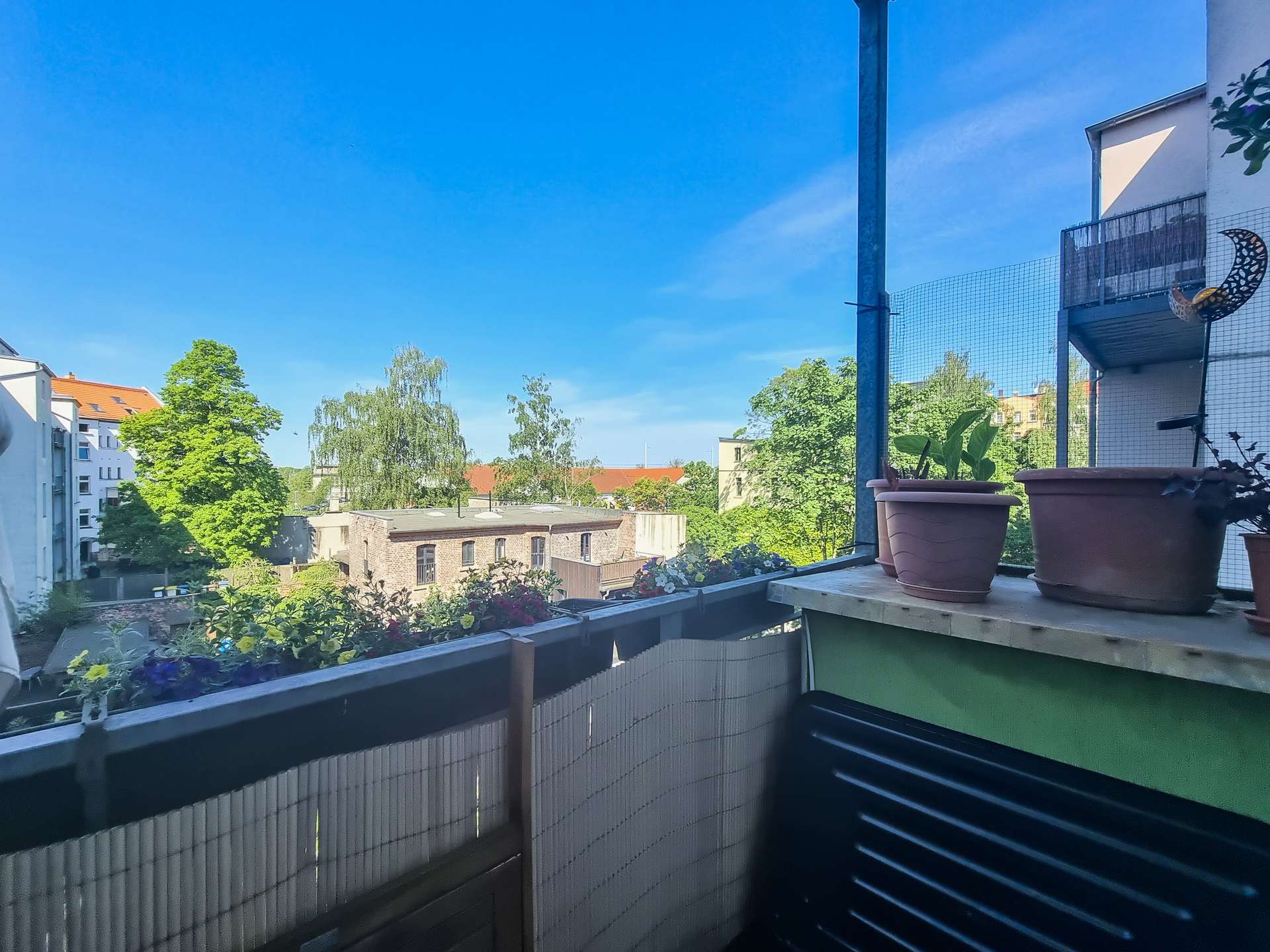 Balkon in Westrichtung