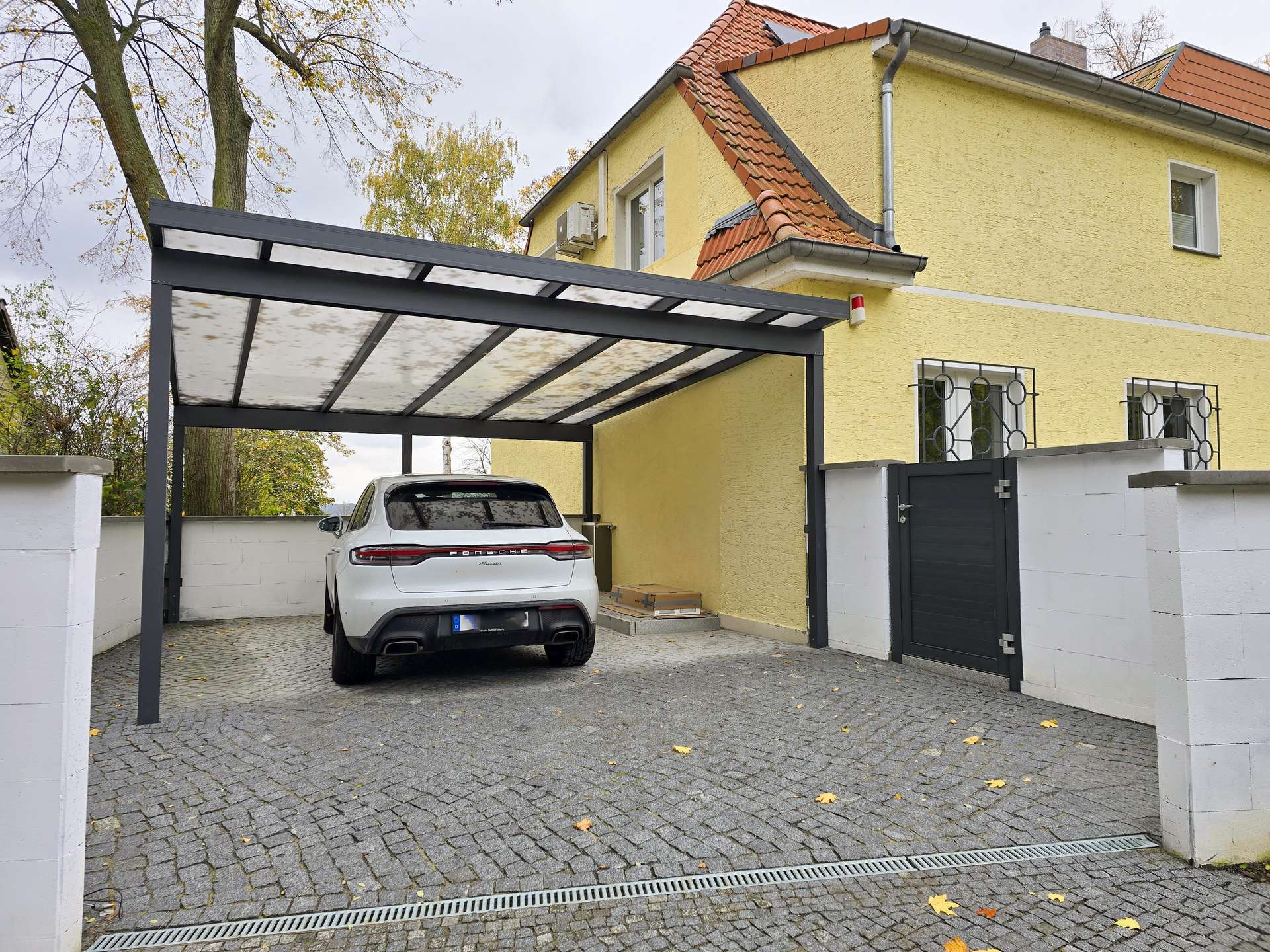 Carport