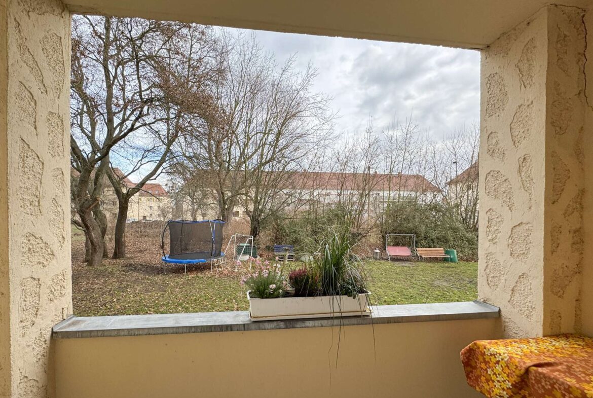 Balkon mit Innenhofblick