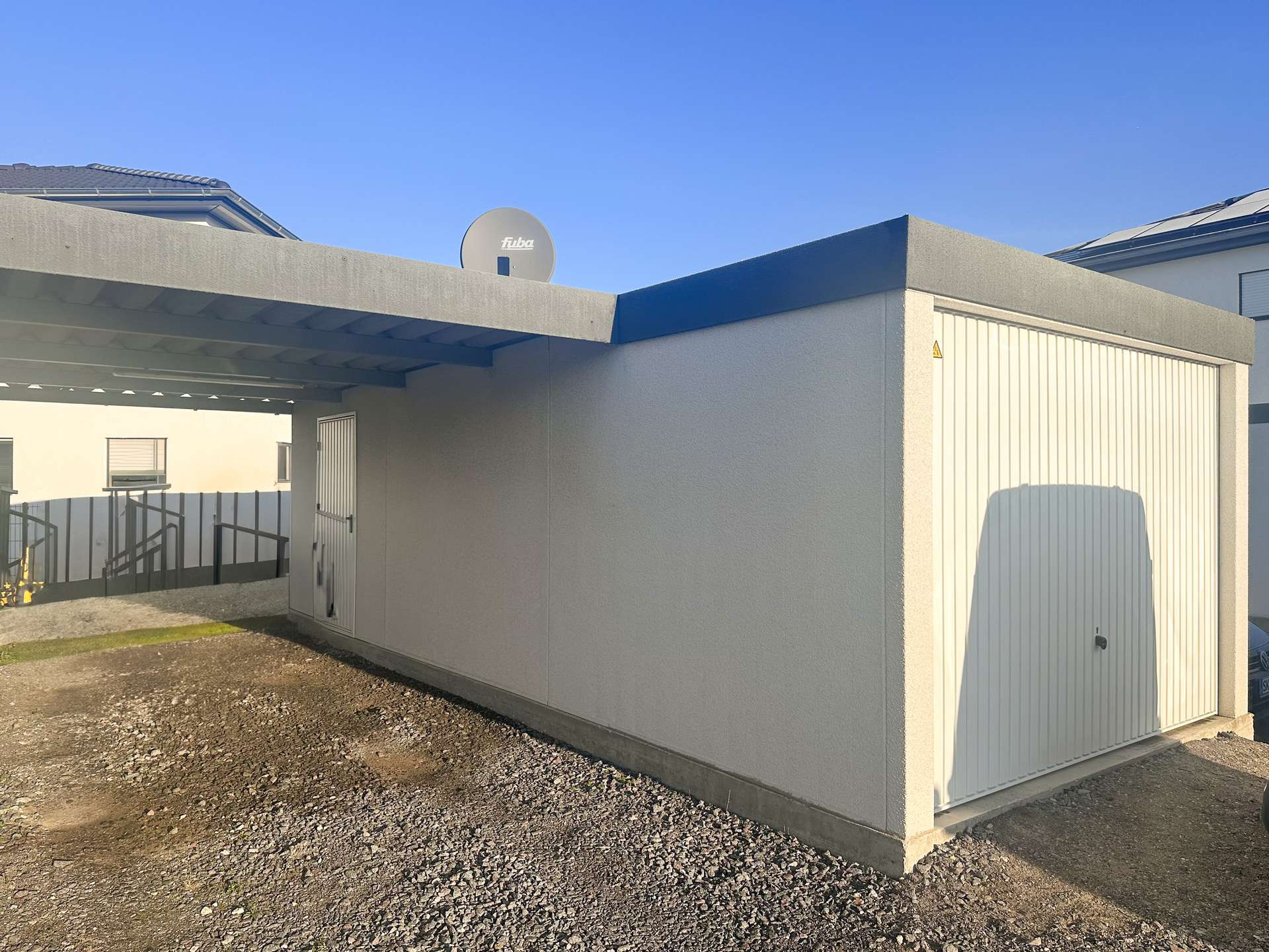 Garage und Carport