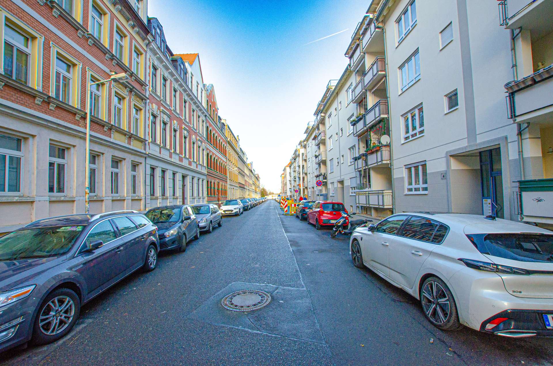 Straßenansicht Richtung Süden