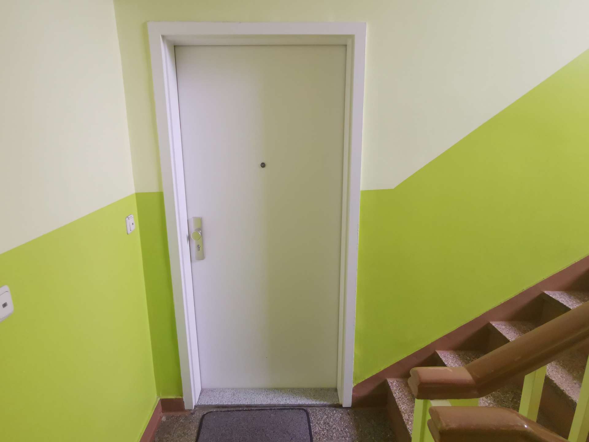 Wohnungstür aussen