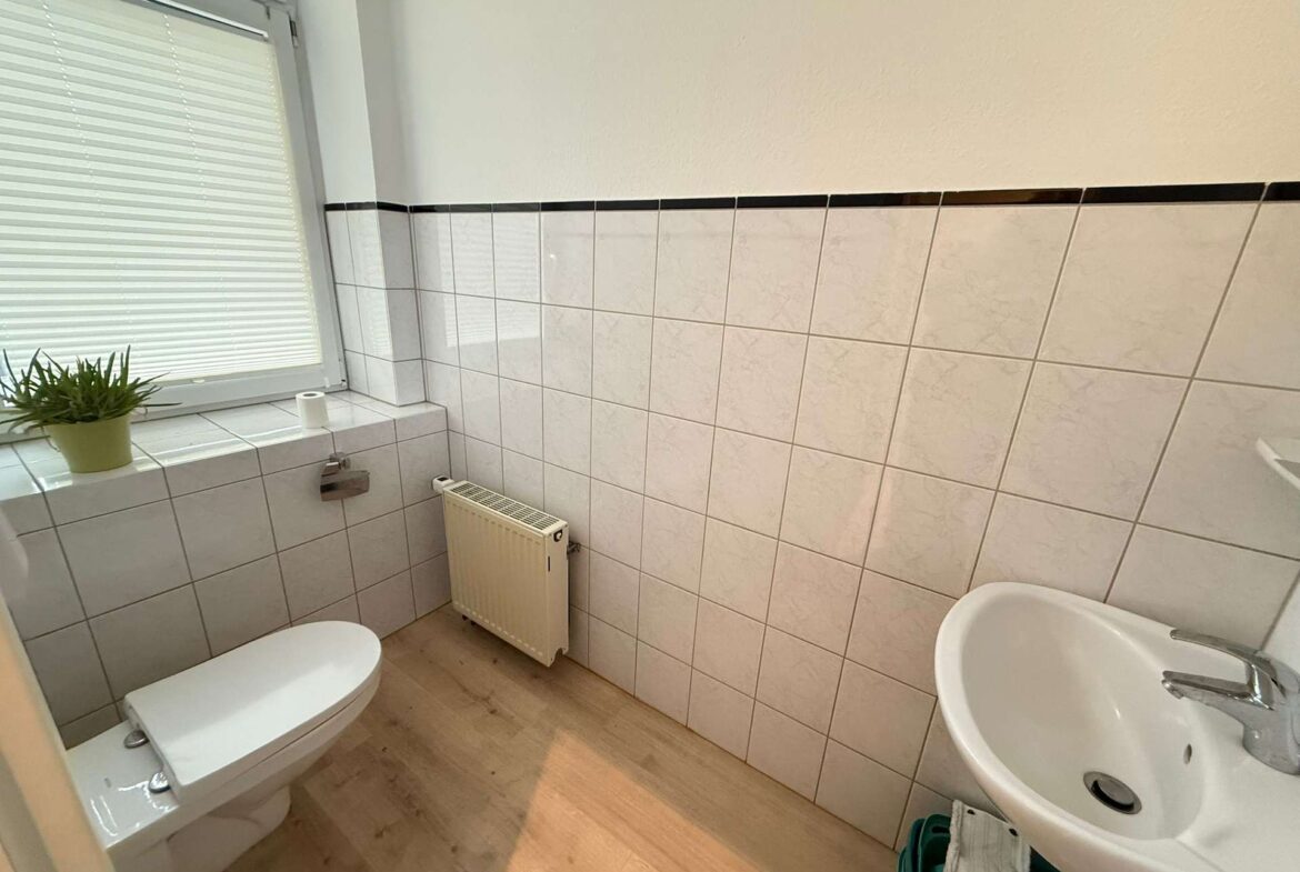 WC mit Fenster