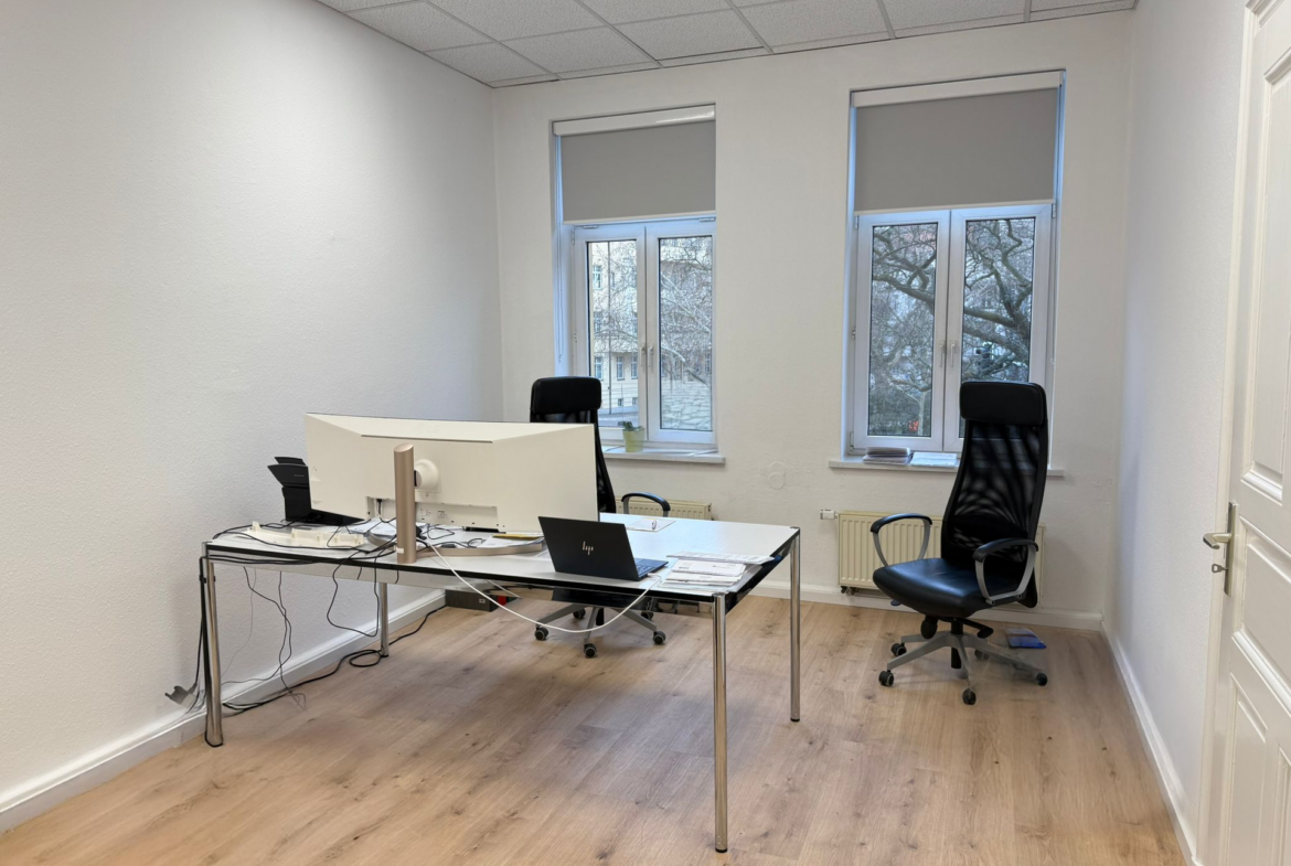 Bürozimmer 1