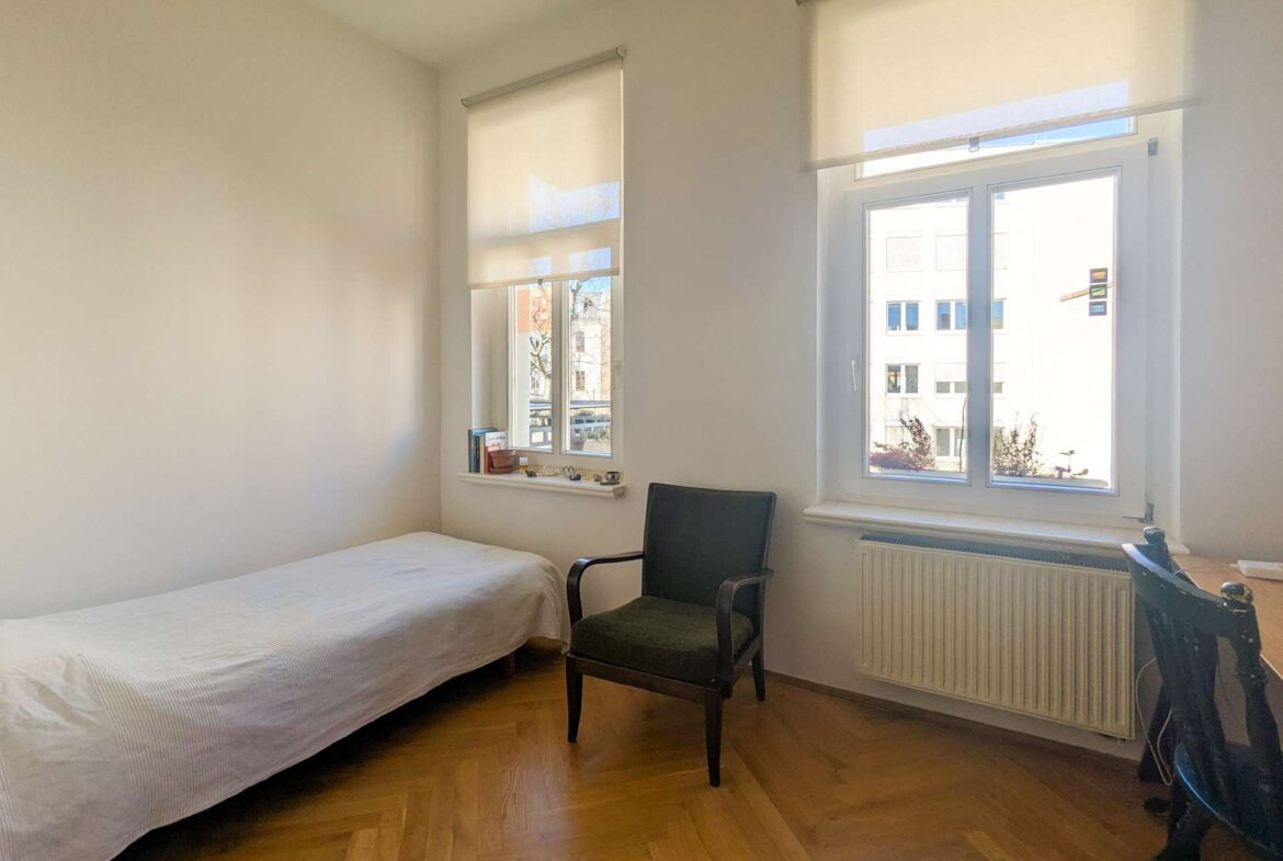 Schlafzimmer 3