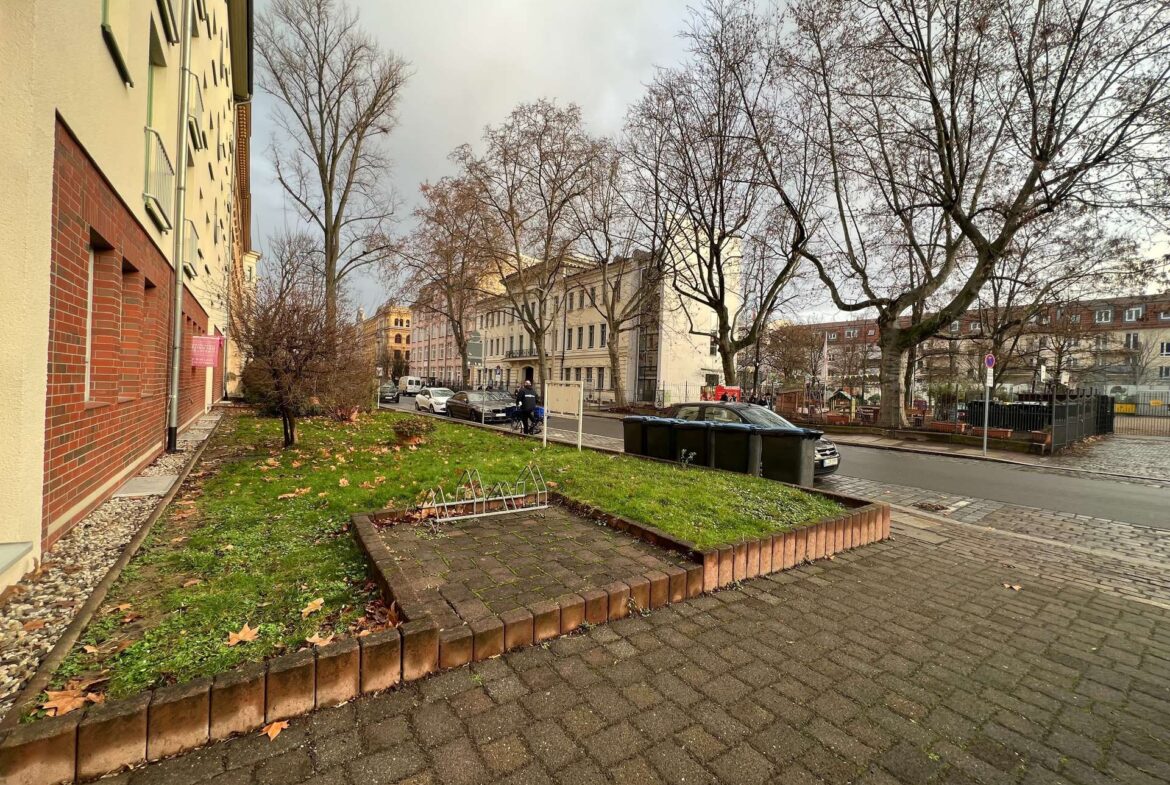 Fahrradstellplätze vor dem Haus