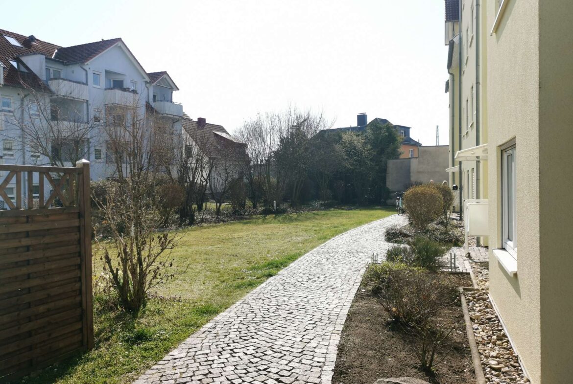 Blick auf Innenhof der Anlage