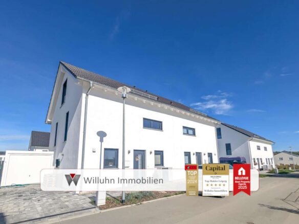 Doppelhaus mit Garage