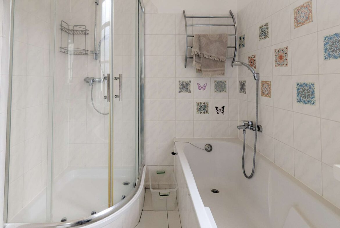 Wanne + Dusche