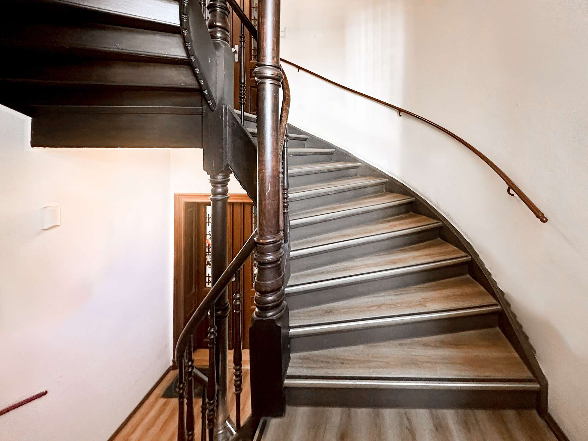 Gepflegtes Treppenhaus