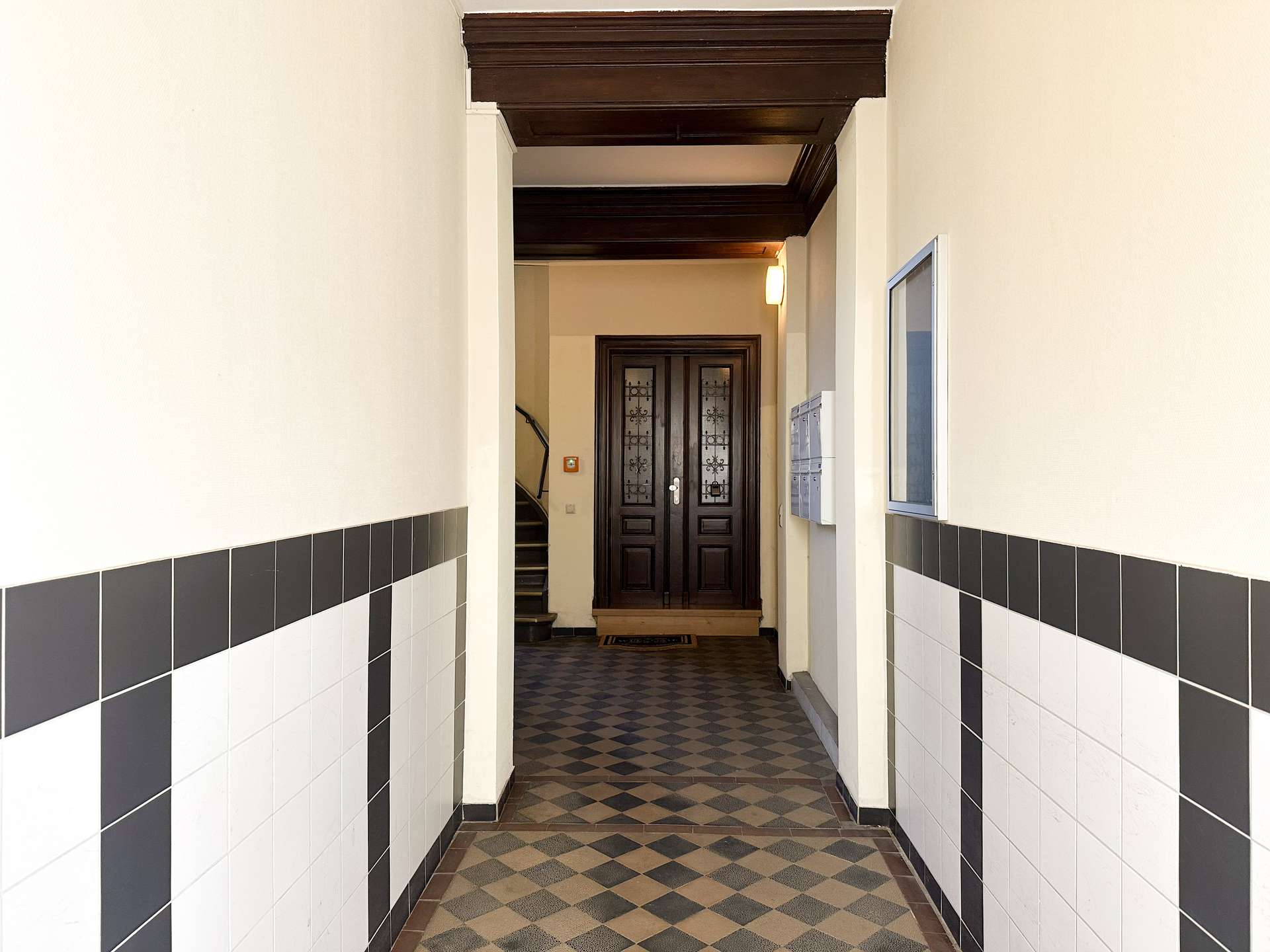 Eingangsbereich im Treppenhaus