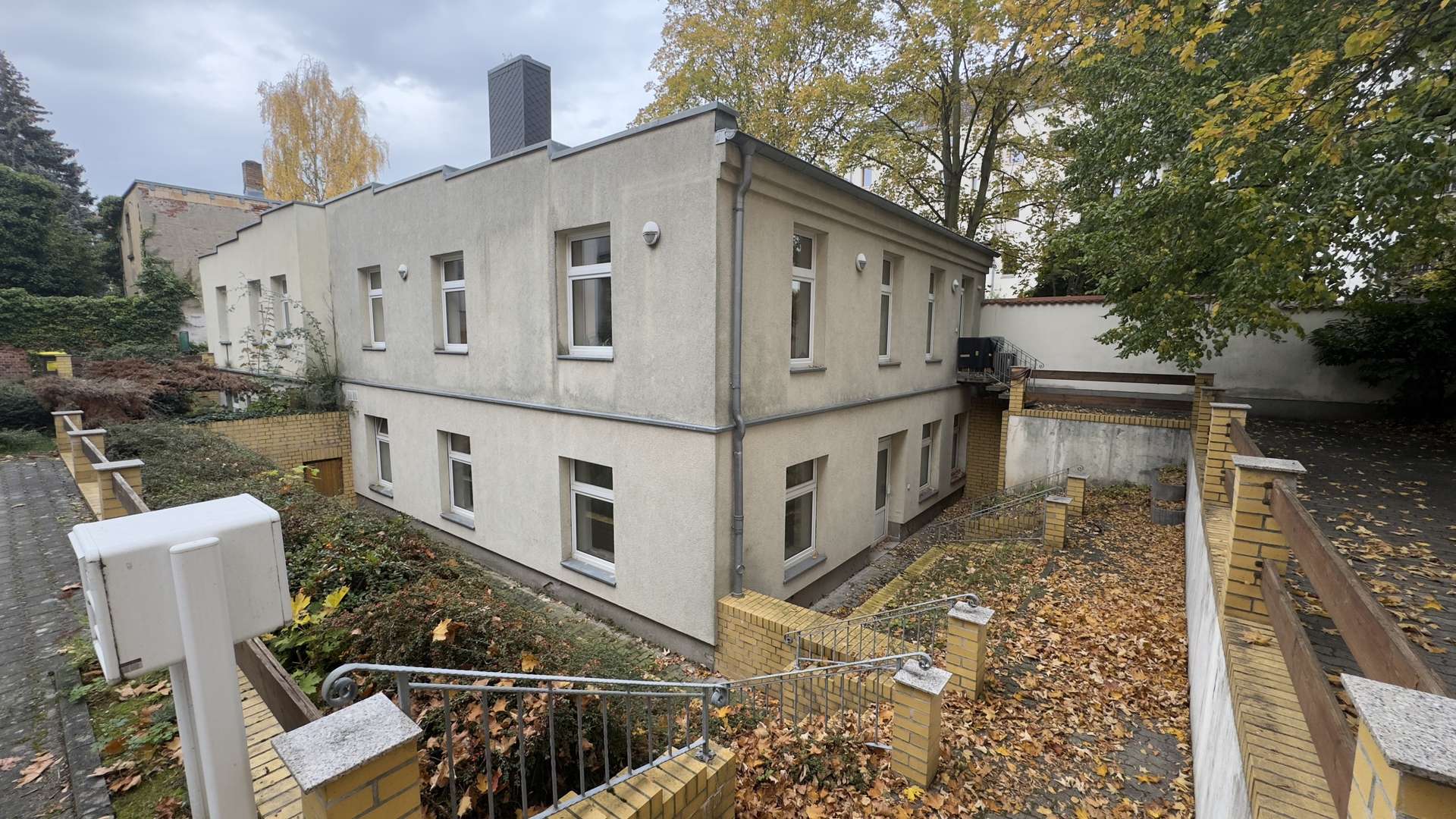 Hinterhaus Obere Einheit