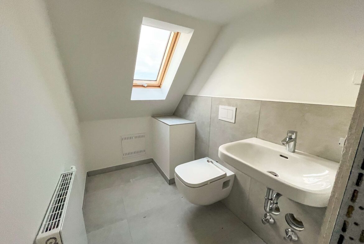 Tageslichtbad vom Schlafzimmer