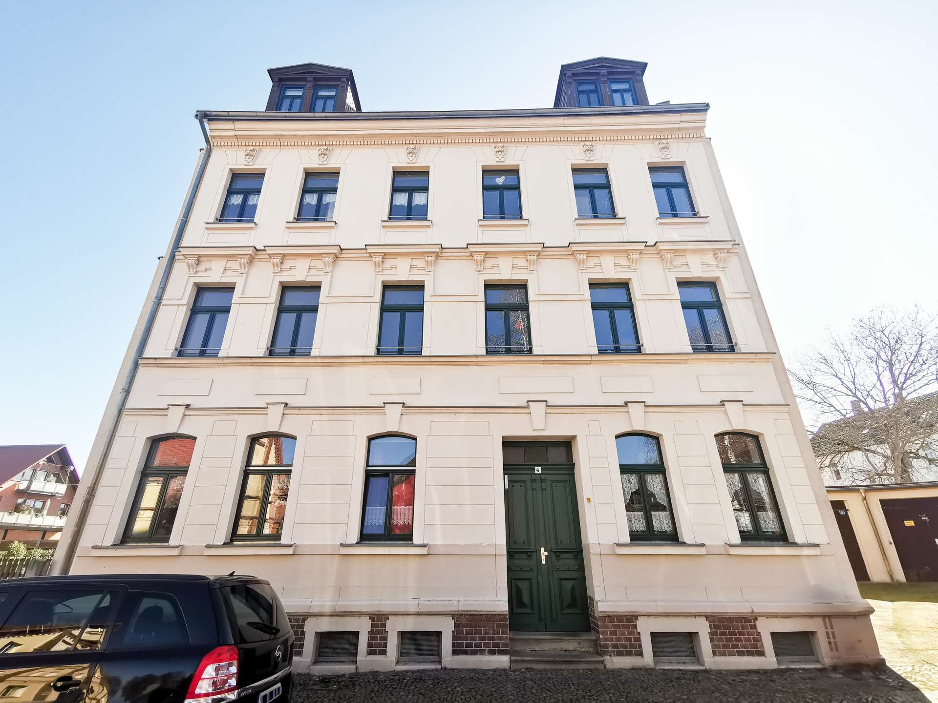 Hausansicht vorn