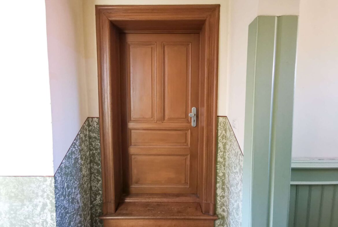 Wohnungstür