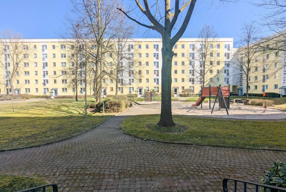 Grünanlagen hinter dem Haus