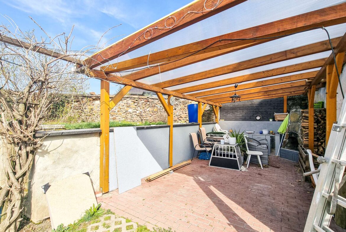Carport