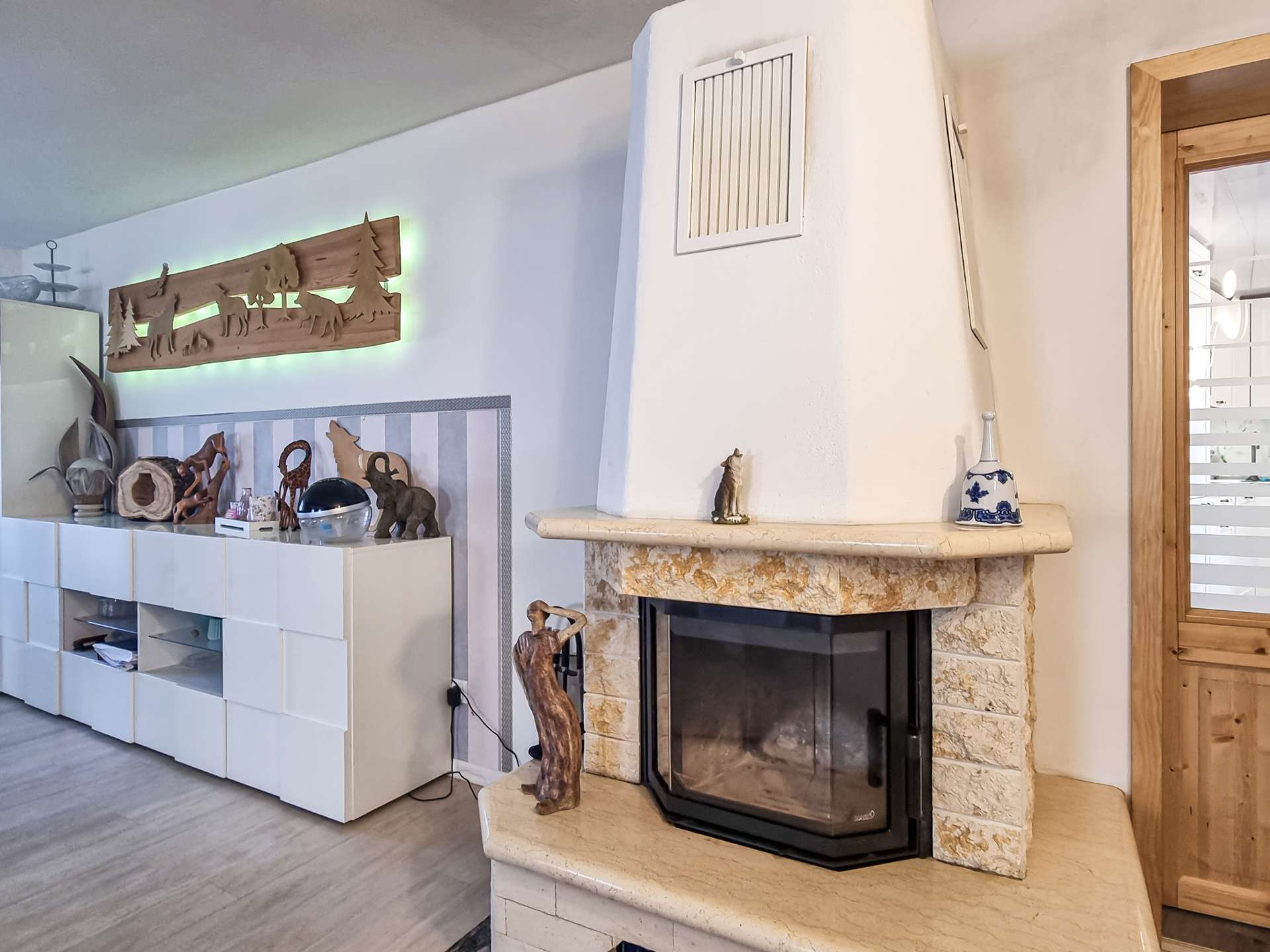 Kamin im Wohnzimmer