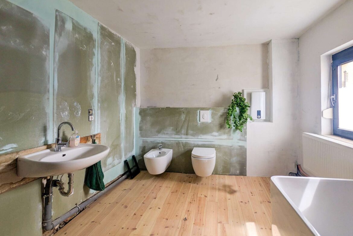 OG WC+Bidet im Badezimmer