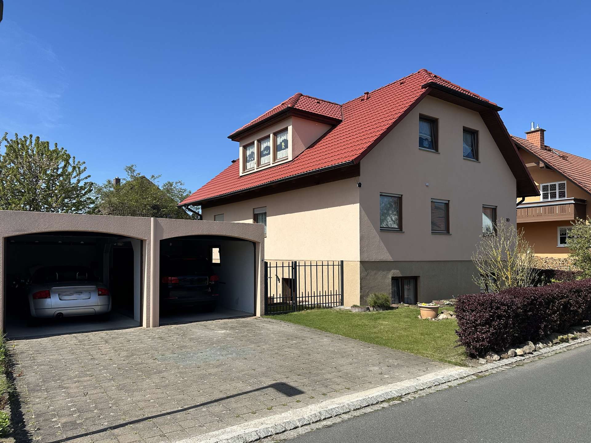 Praktische Doppelgarage