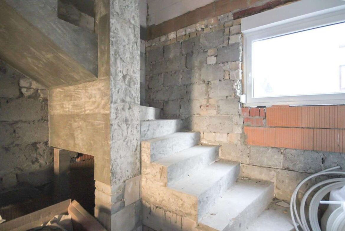 Treppe im Anbau