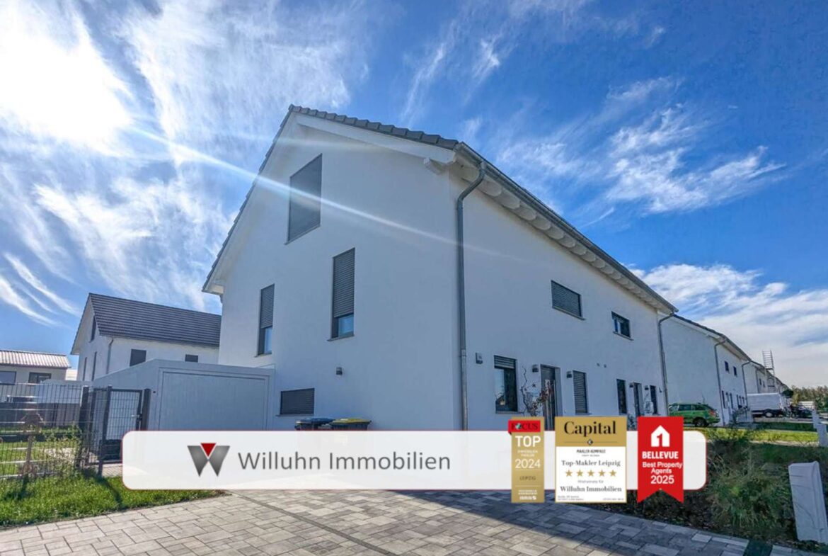 Komfortables Doppelhaus mit Garage