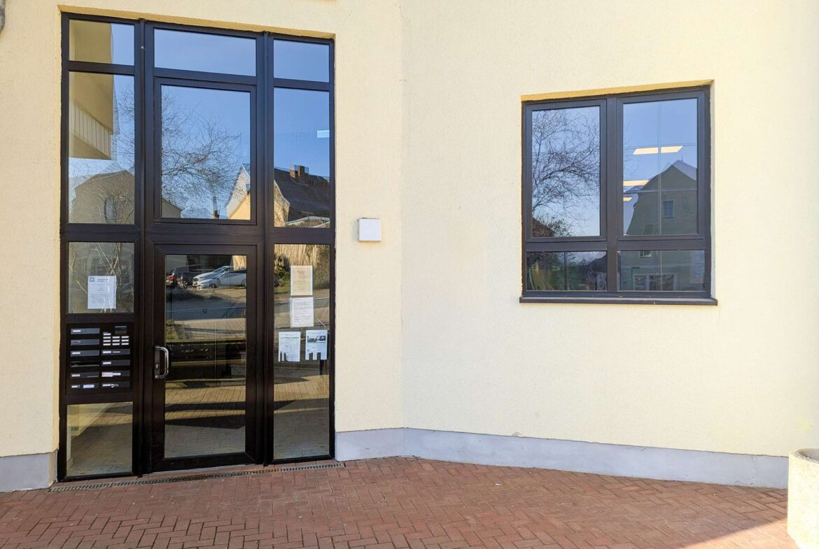 Haus33_Haupteingang