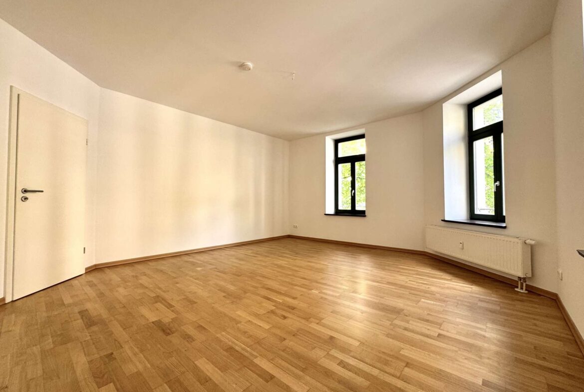 Großzügiges Wohnzimmer