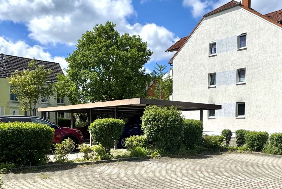Optional anmietbarer Carport Stellplatz