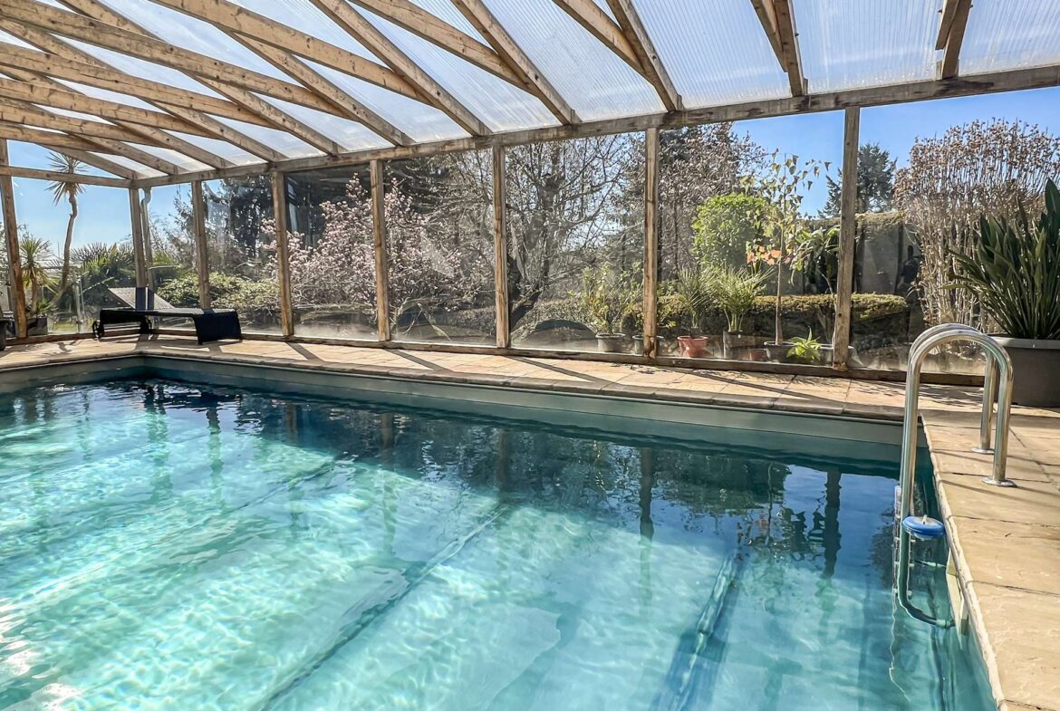 Poolhaus