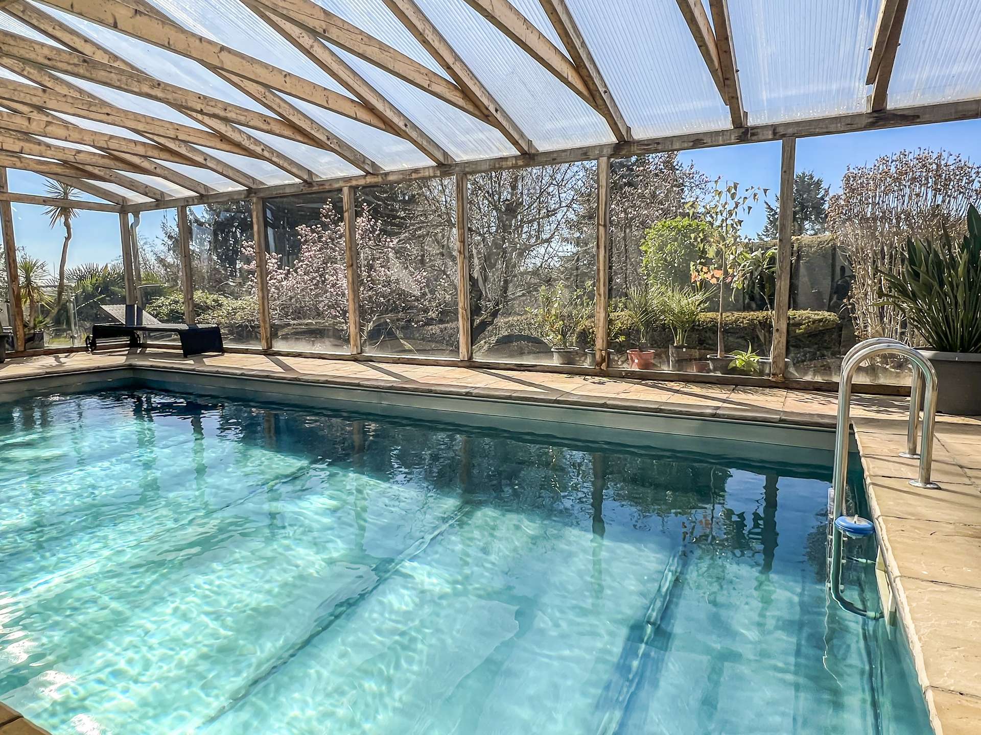 Poolhaus