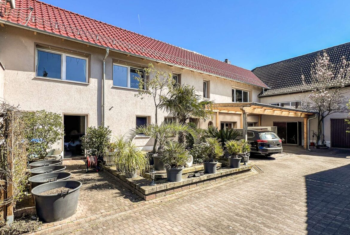 Hinterhaus (Haupthaus)