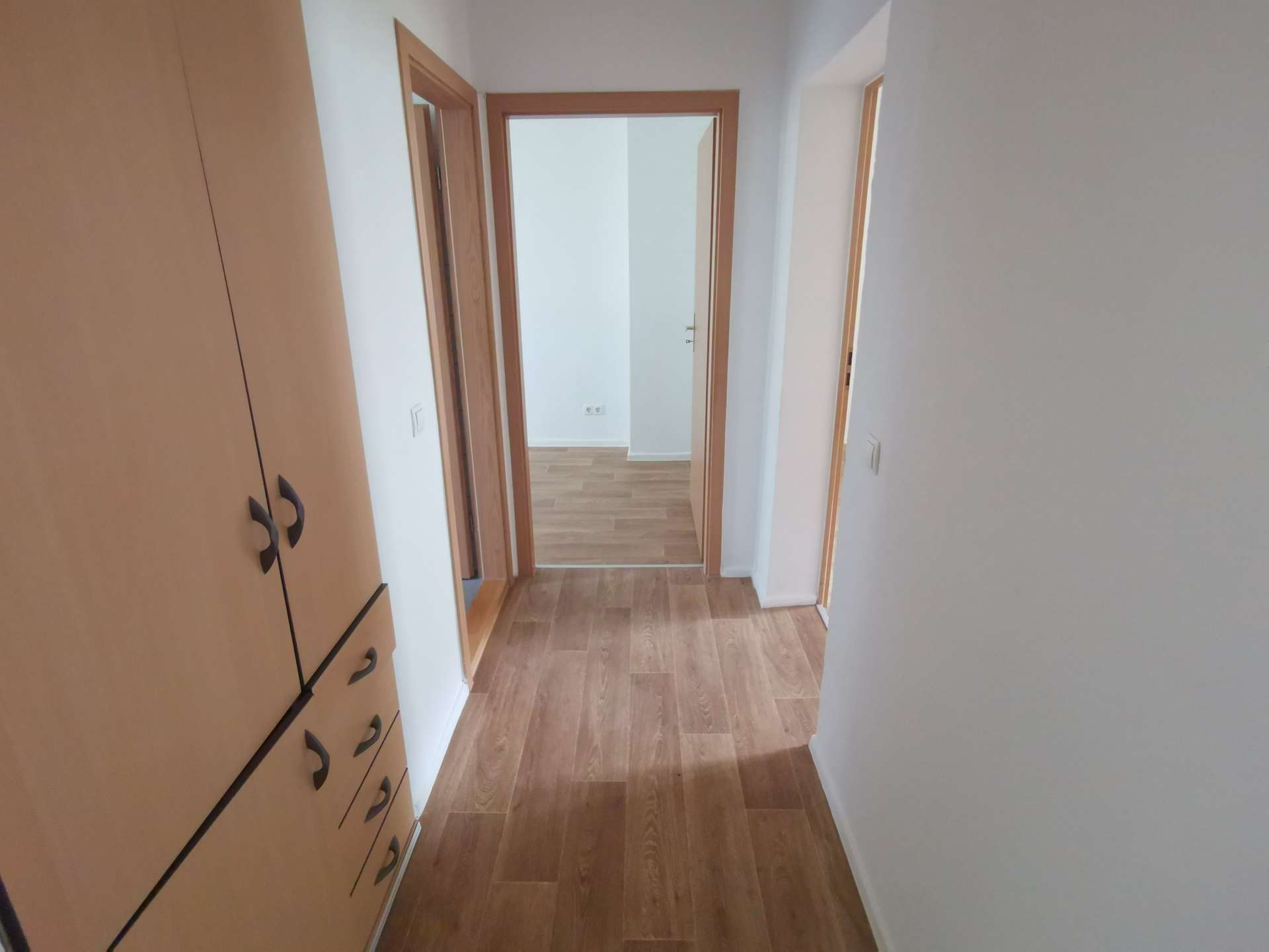 Flur mit Einbauschrank
