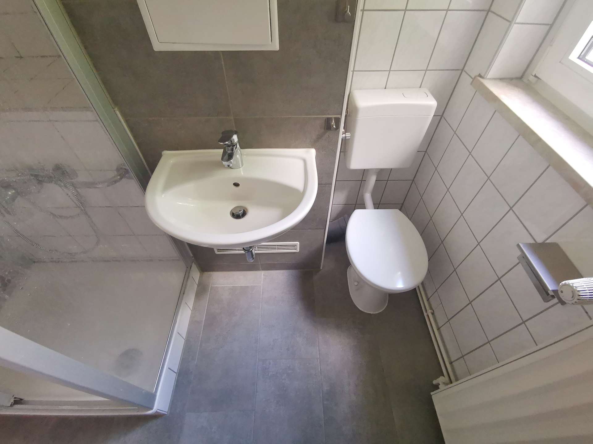Tageslichtbad mit Dusche