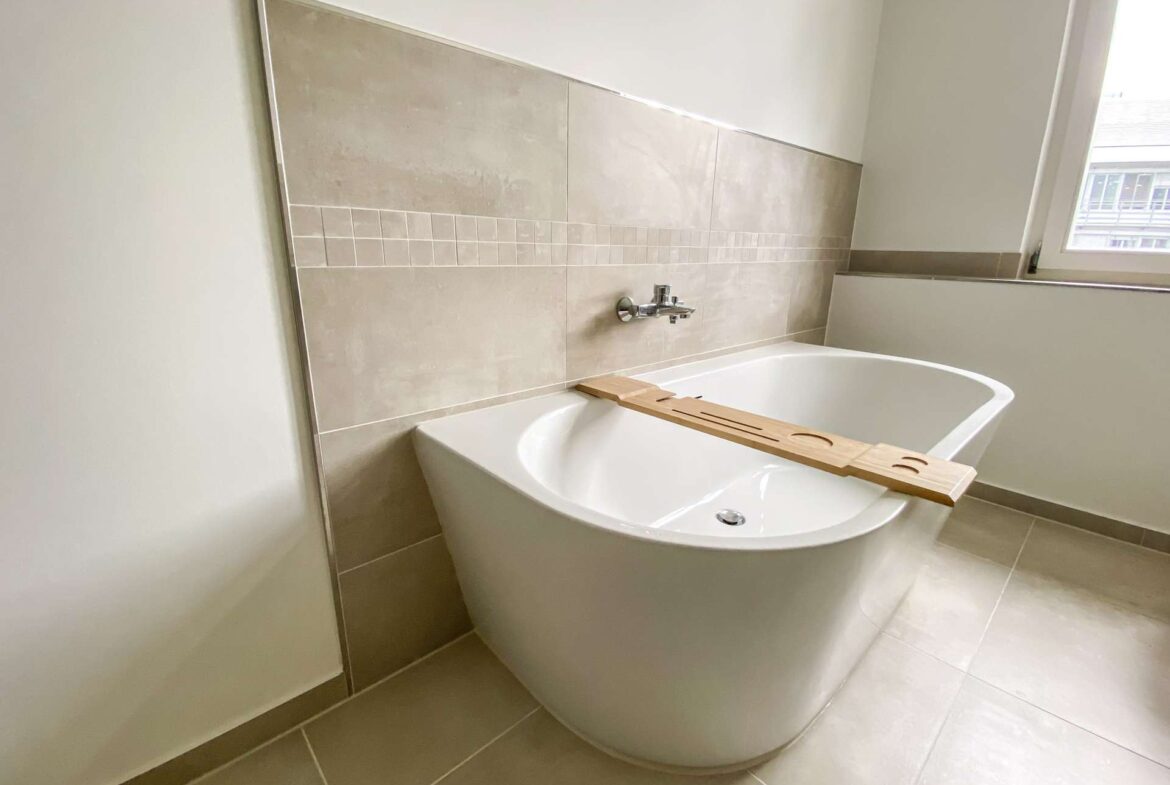 Moderne Badewanne