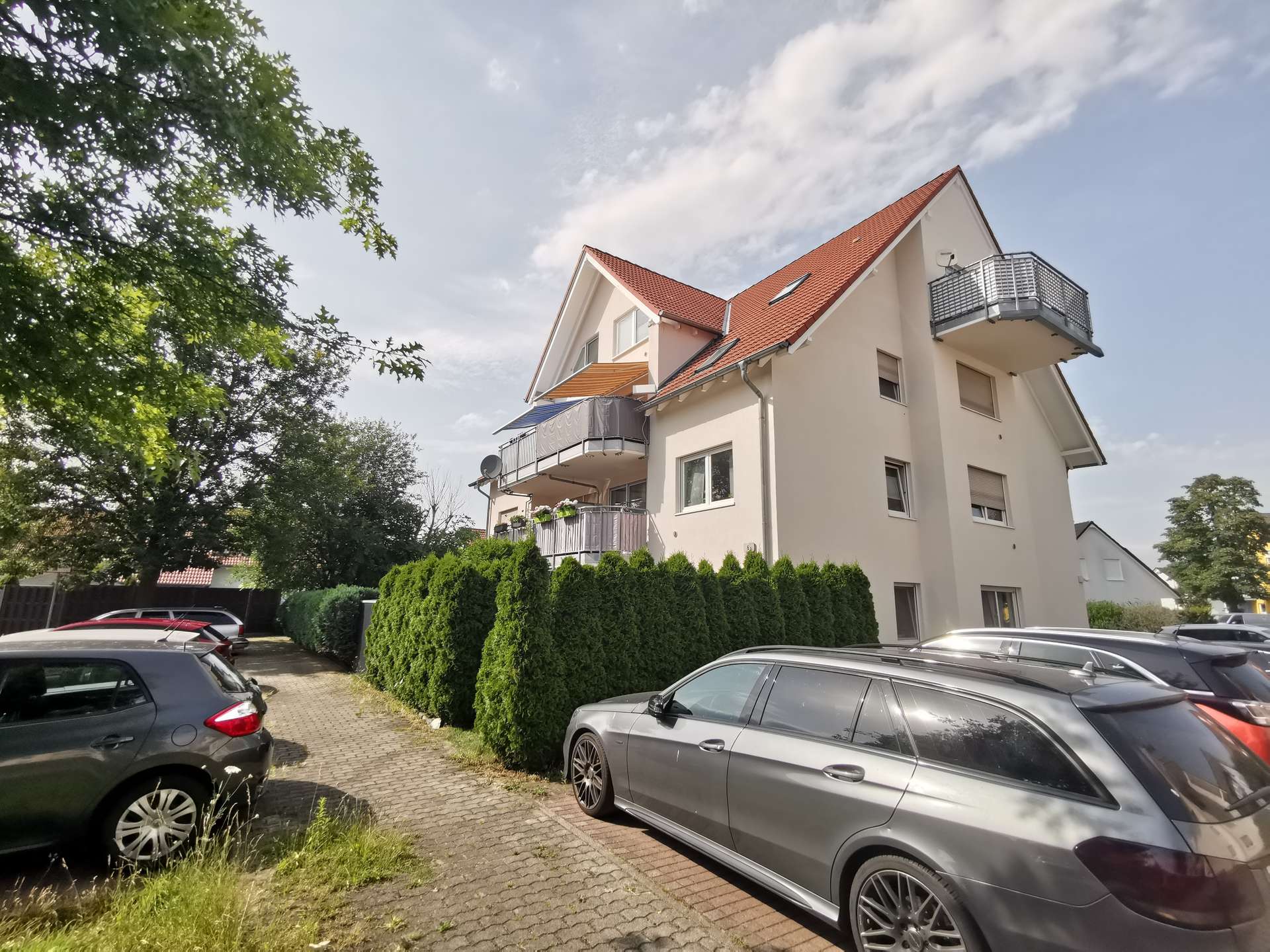 Hausansicht seitlich