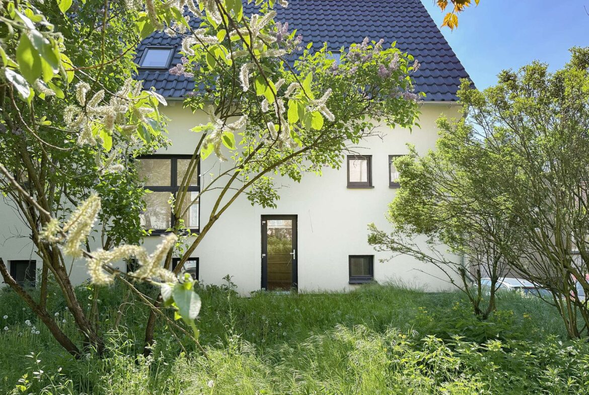 Schönes Haus mit eigenem Garten