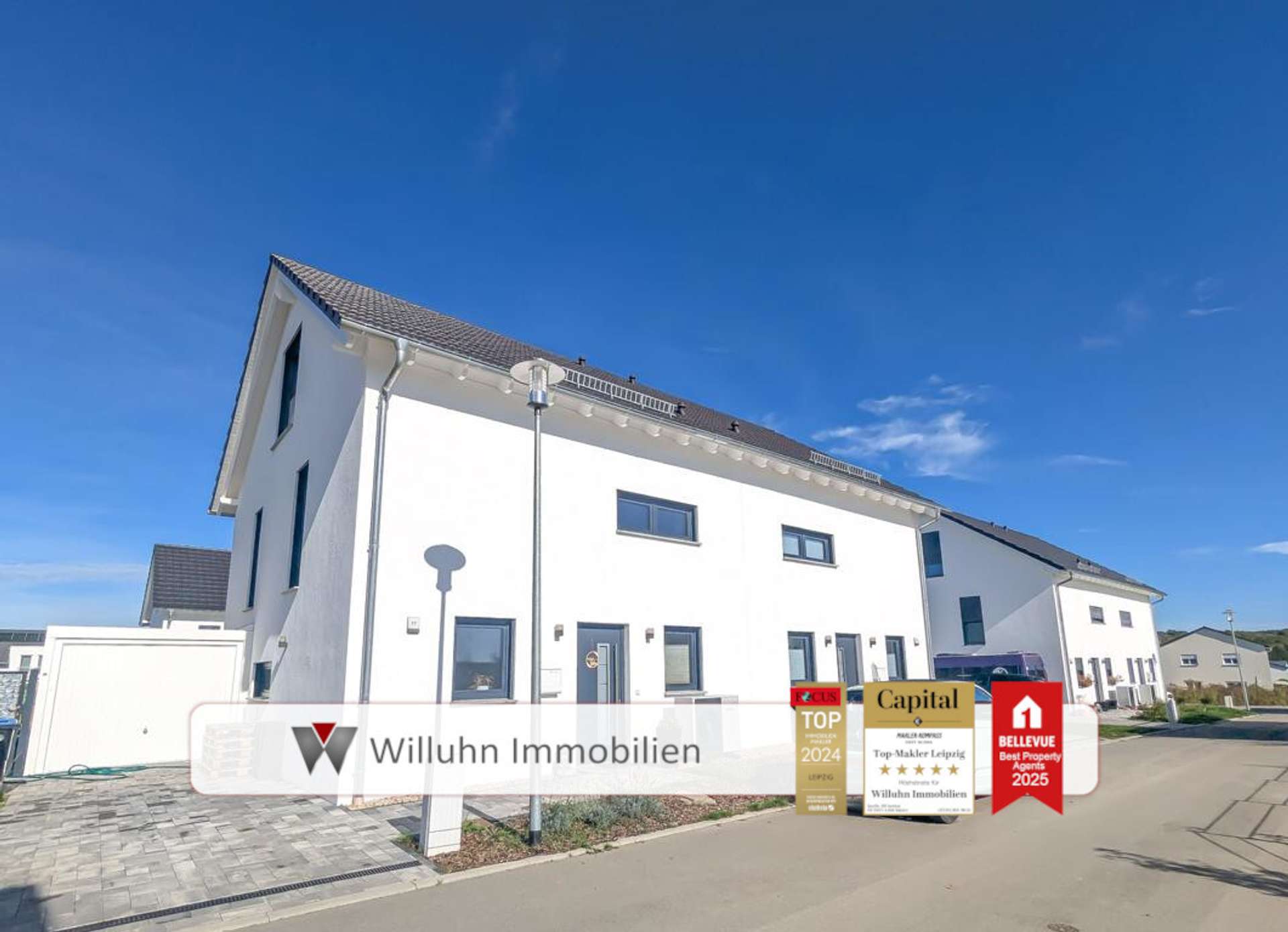 Doppelhaus mit Garage