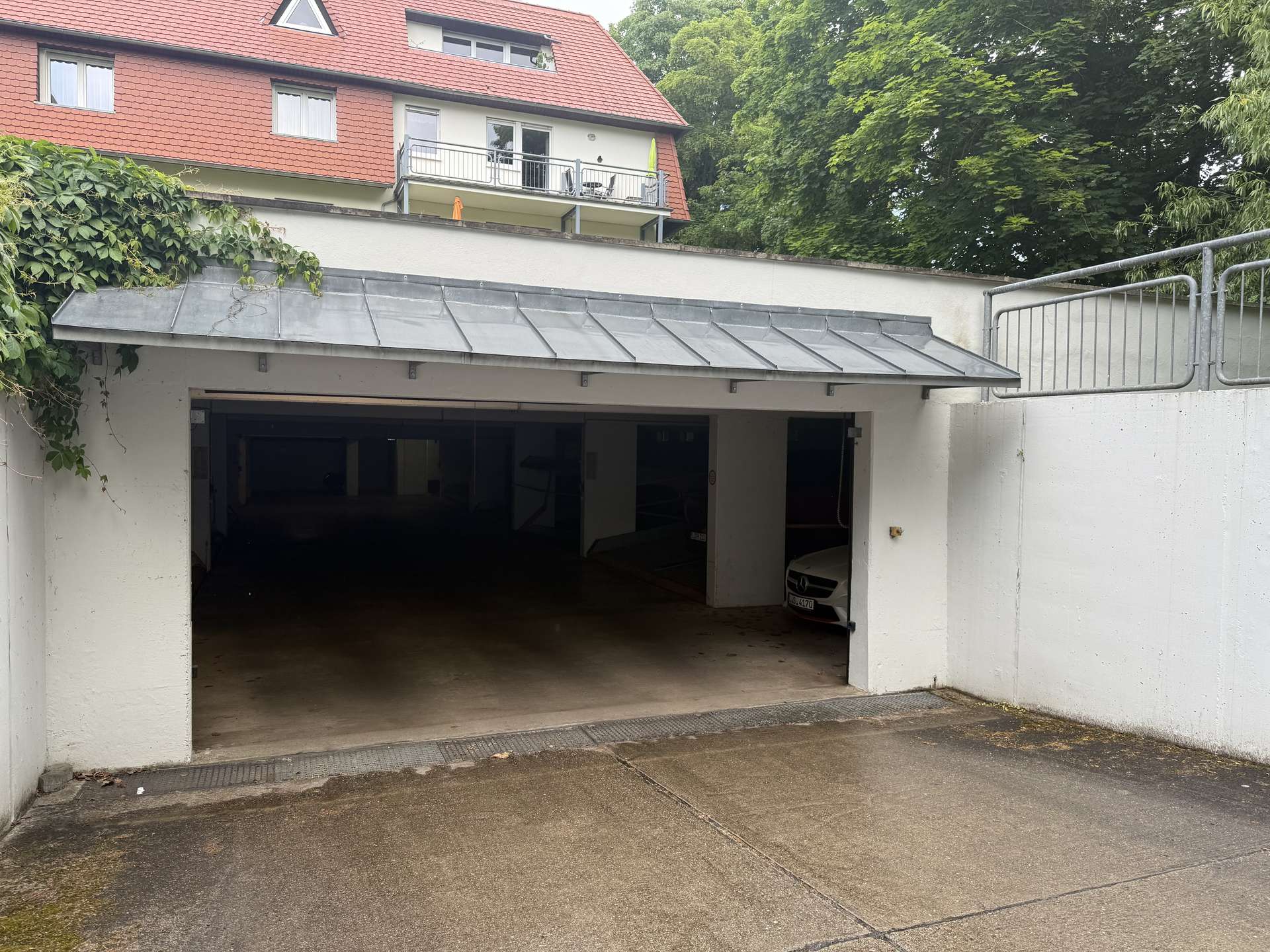 Einfahrt Tiefagarage