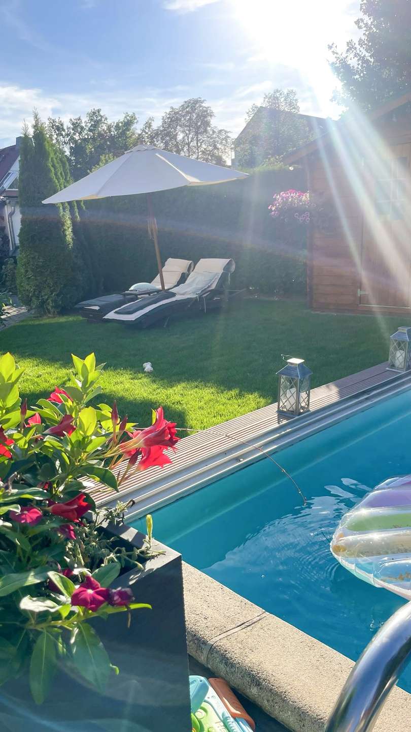 Sommerimpression Pool