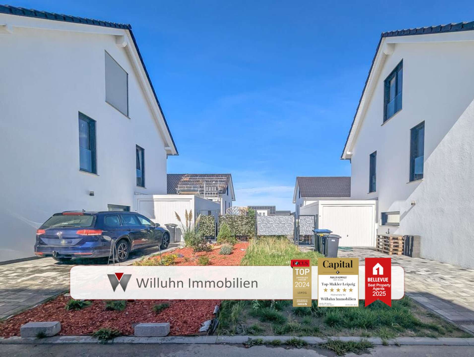 Grenzstreifen zwischen zwei Häusern