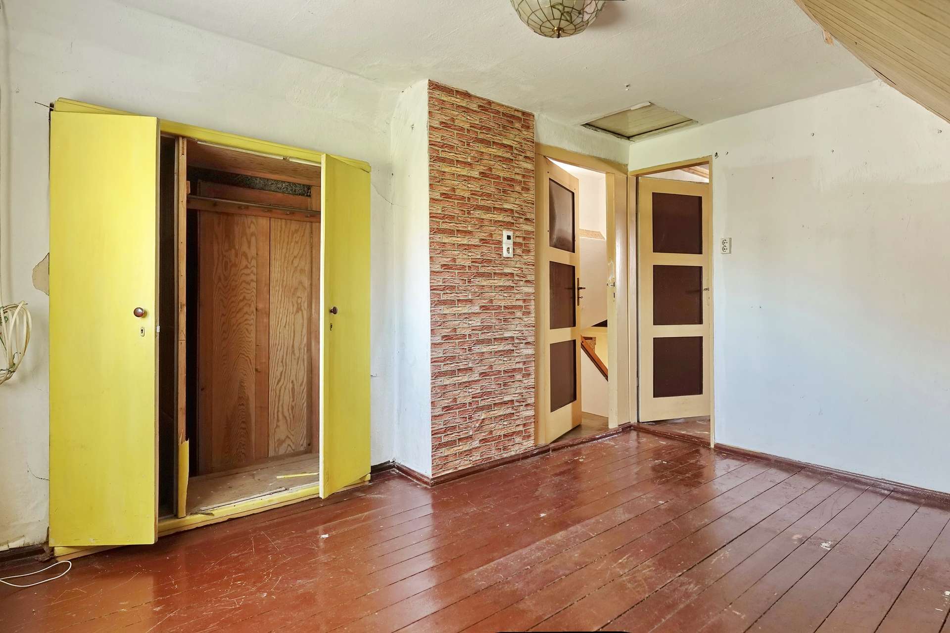 Einbauschrank