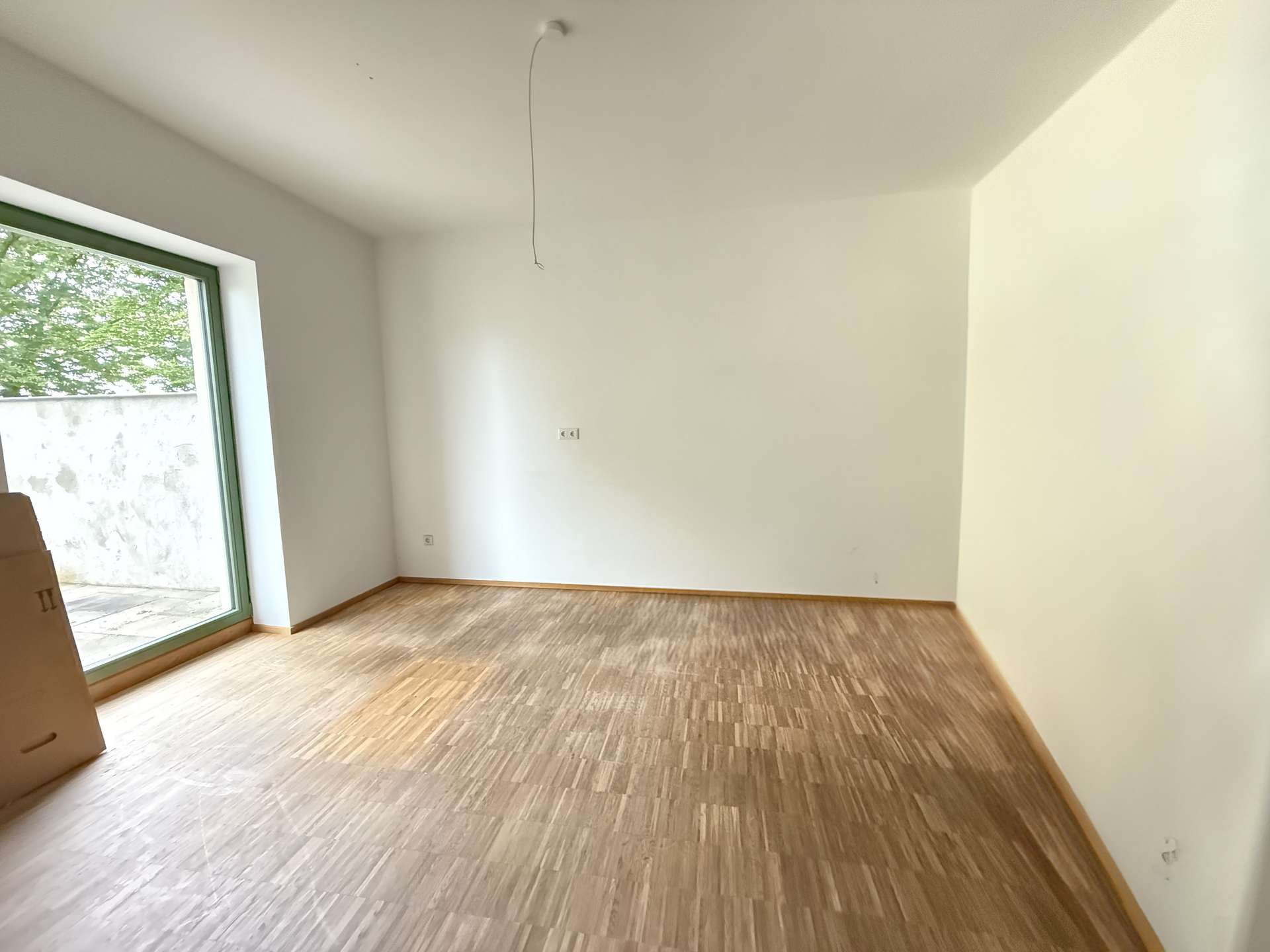 Platz fur einen grossen Esstisch