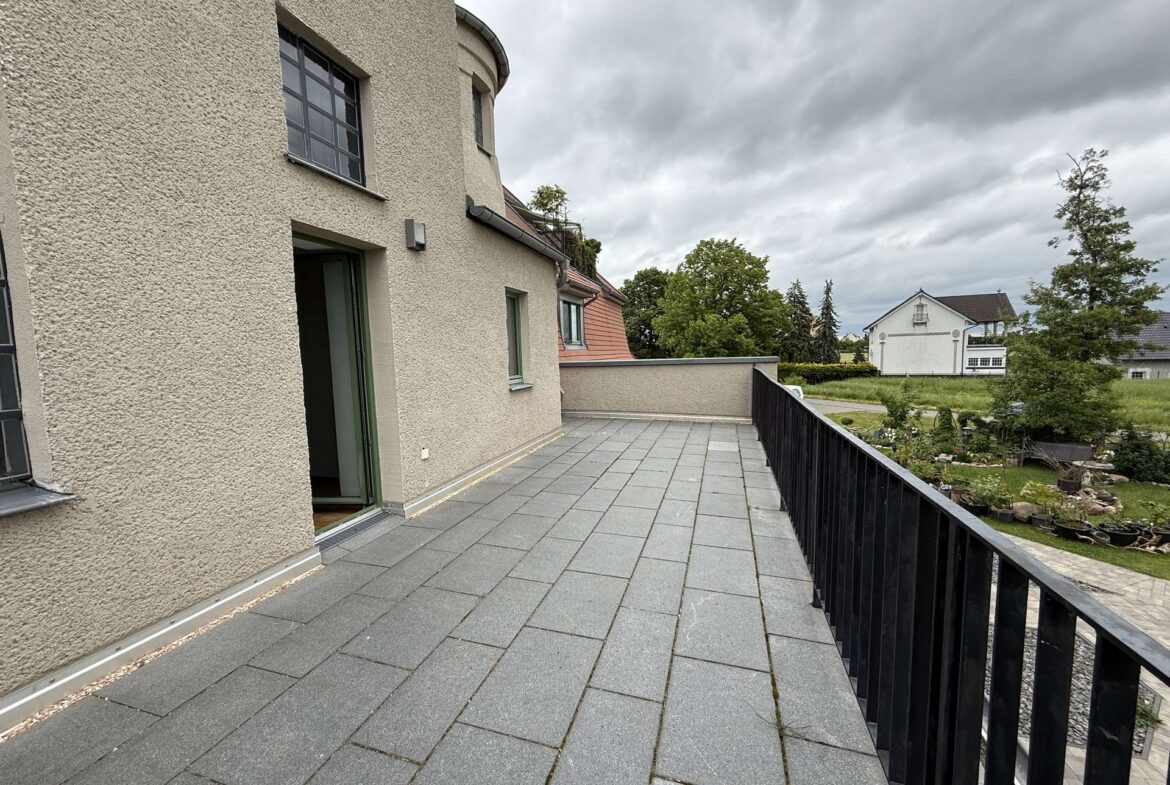 große Dachterrasse